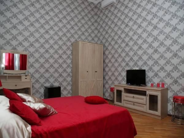 Бутик-Отель Белый Дом Балерины Сухуми Екстериор снимка